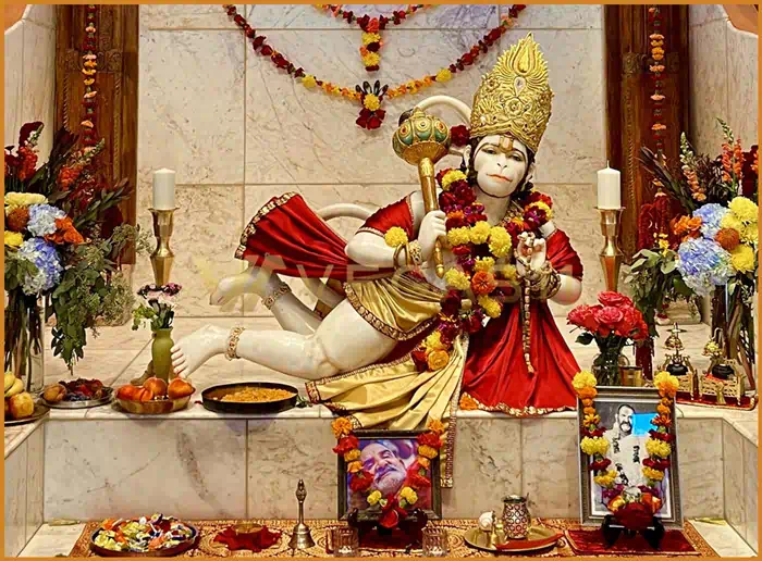 Worship Hanuman in the temple